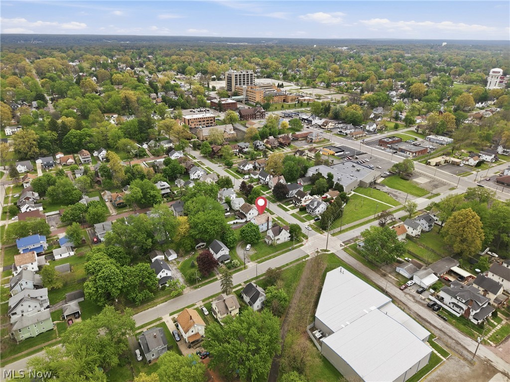 1113 High Street NE Warren OH 44483