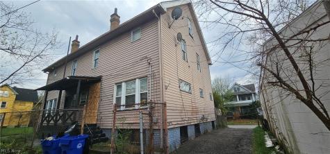 8823 Yale Avenue Cleveland OH 44108