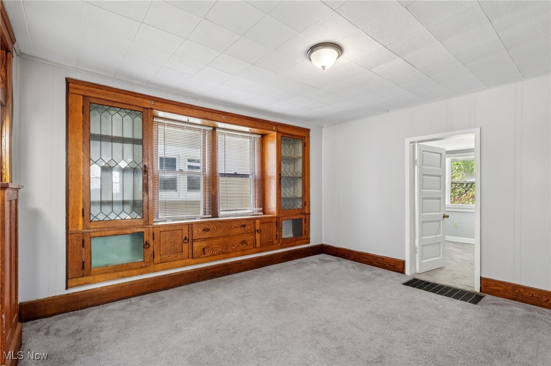 398 Margaret Street Akron OH 44306