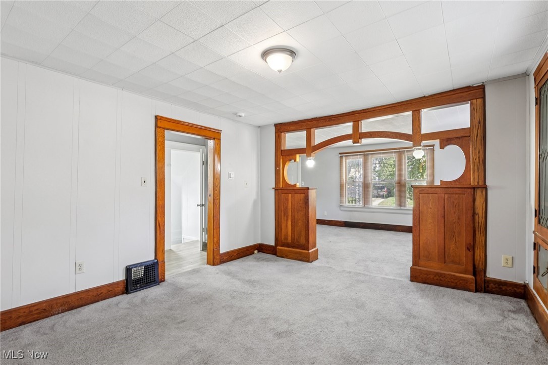 398 Margaret Street Akron OH 44306