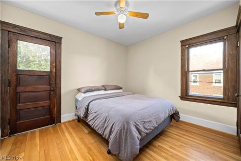 14537 Bayes Avenue Lakewood OH 44107