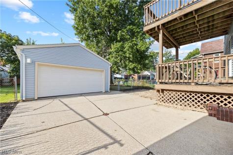 14537 Bayes Avenue Lakewood OH 44107