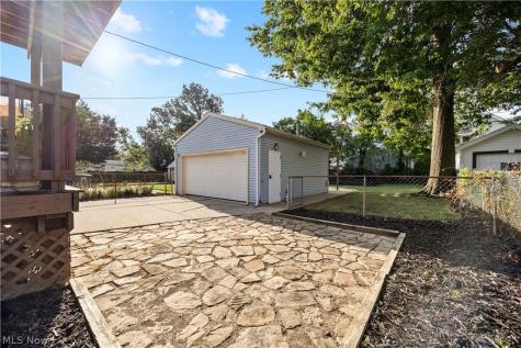 14537 Bayes Avenue Lakewood OH 44107