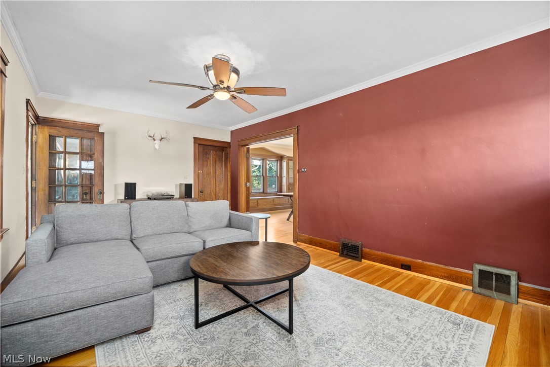 14537 Bayes Avenue Lakewood OH 44107