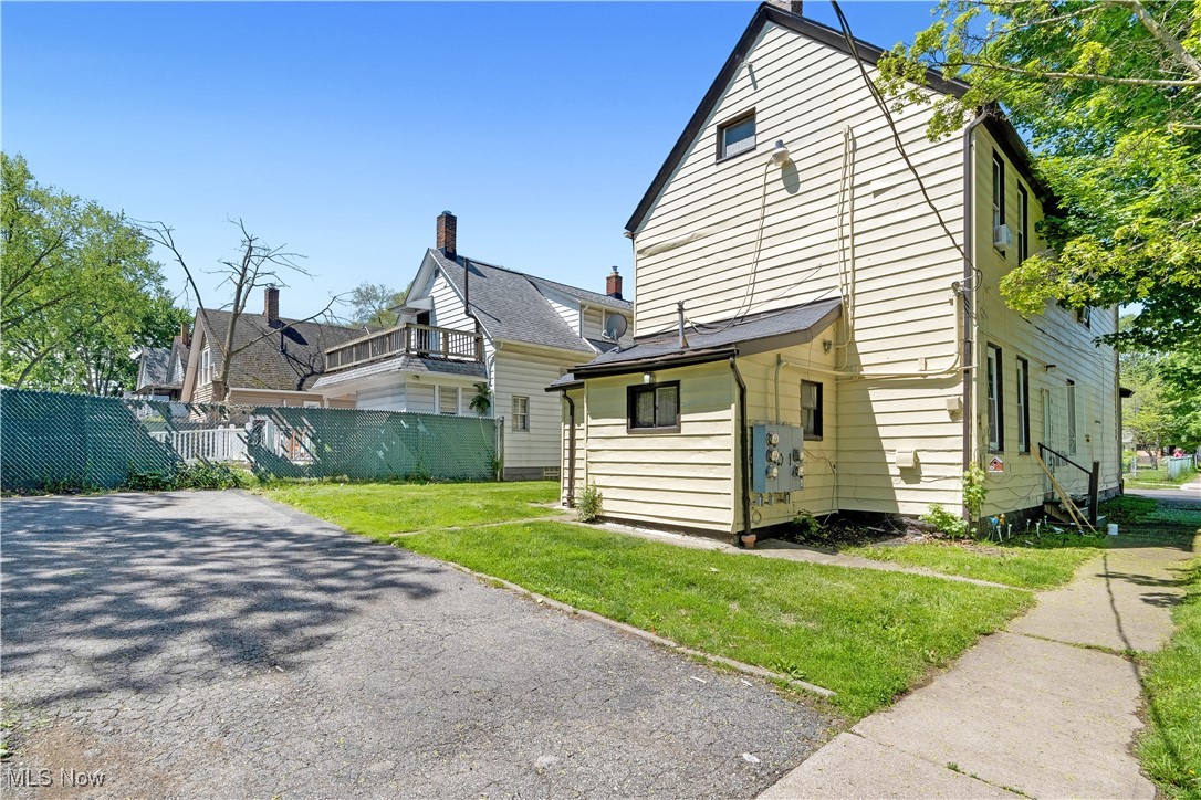 3465 W 54th Street Cleveland OH 44102
