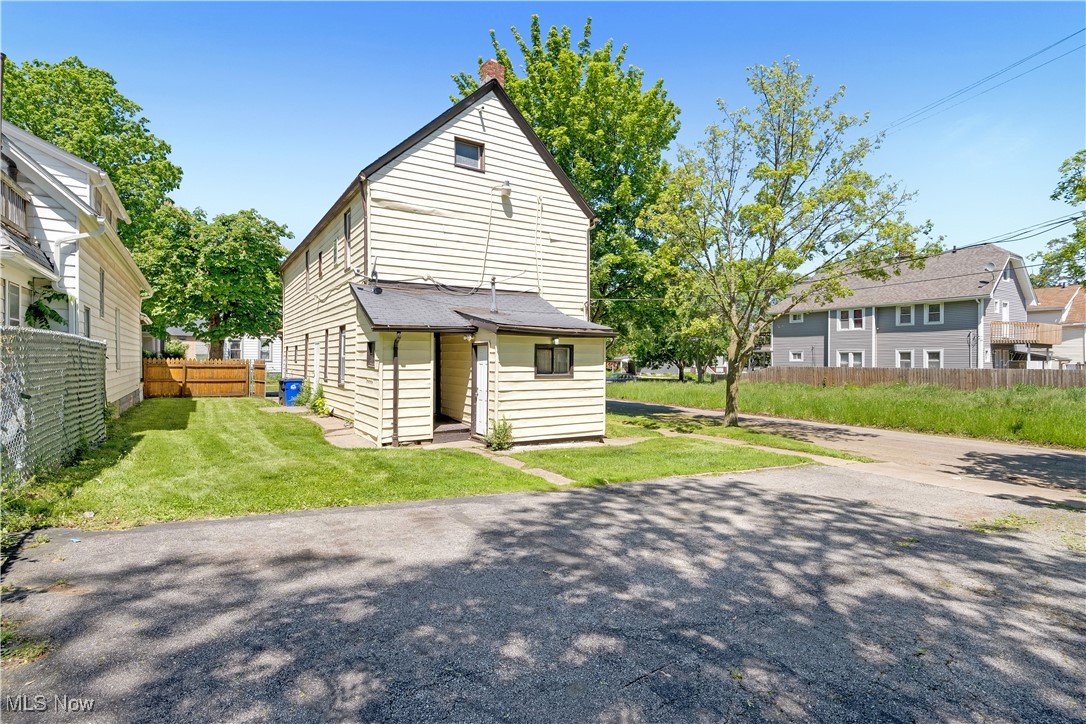 3465 W 54th Street Cleveland OH 44102