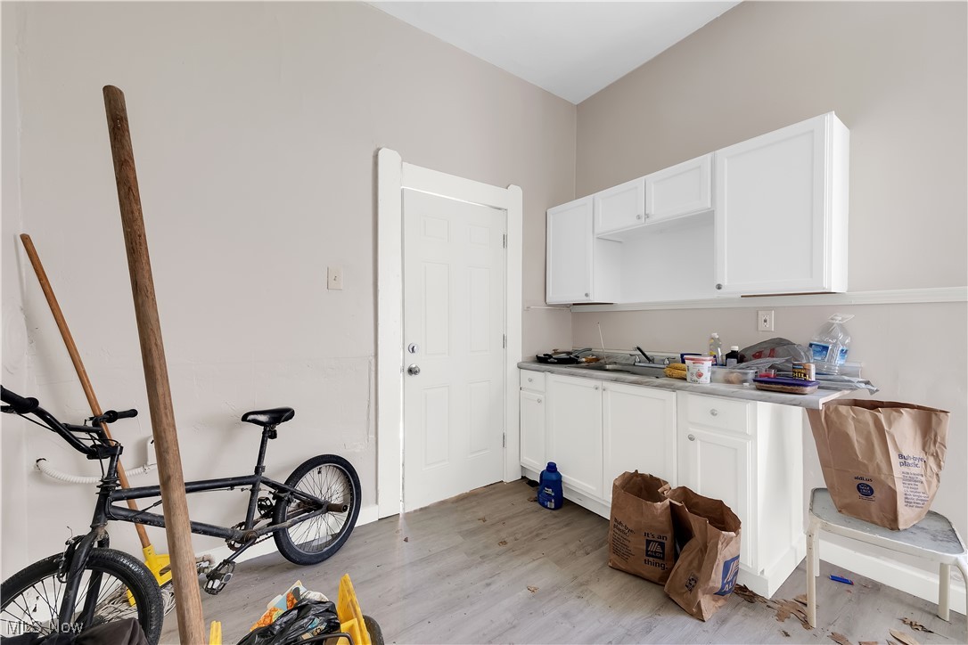 3465 W 54th Street Cleveland OH 44102