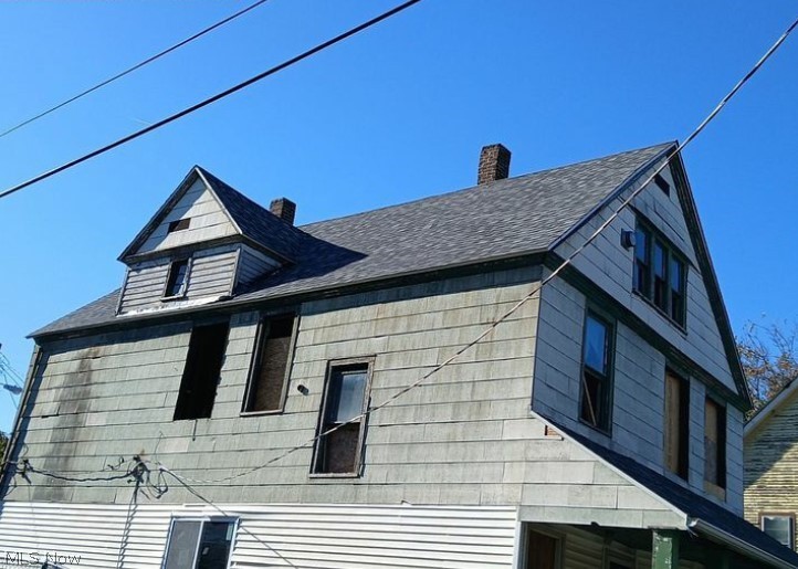 7112 Duluth Avenue Cleveland OH 44103