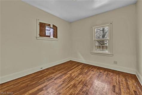 9612 Lamontier Avenue Cleveland OH 44104