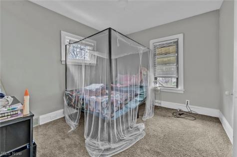 9612 Lamontier Avenue Cleveland OH 44104