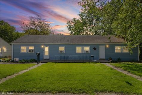 68 E Sunset Drive Rittman OH 44270