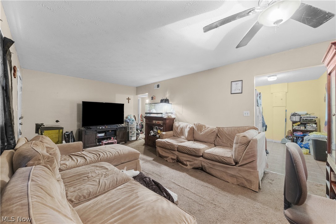 68 E Sunset Drive Rittman OH 44270