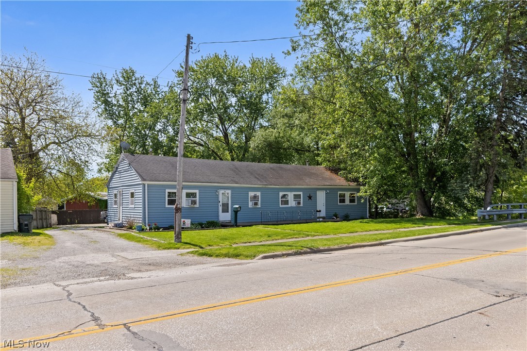 68 E Sunset Drive Rittman OH 44270