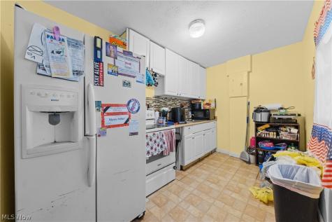 68 E Sunset Drive Rittman OH 44270