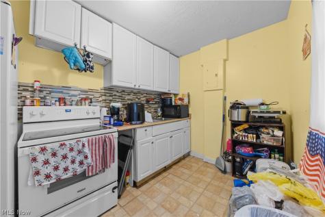 68 E Sunset Drive Rittman OH 44270
