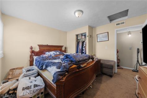 68 E Sunset Drive Rittman OH 44270
