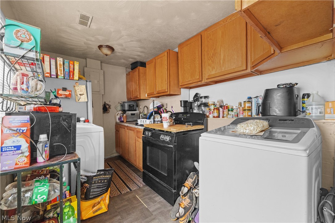 68 E Sunset Drive Rittman OH 44270