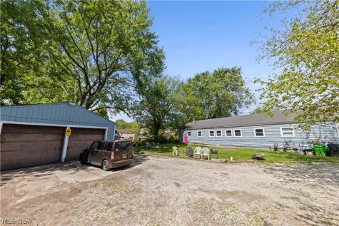 68 E Sunset Drive Rittman OH 44270