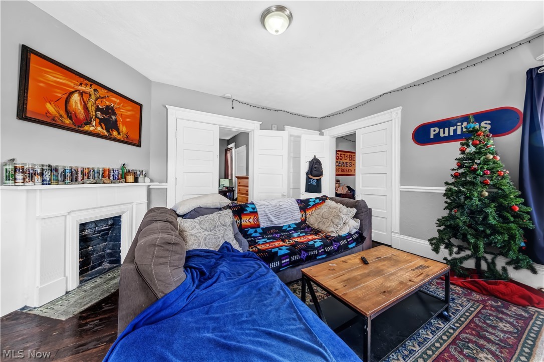 5236 Lorain Avenue Cleveland OH 44102