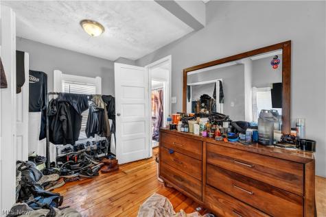 5236 Lorain Avenue Cleveland OH 44102