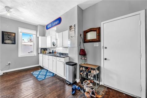 5236 Lorain Avenue Cleveland OH 44102