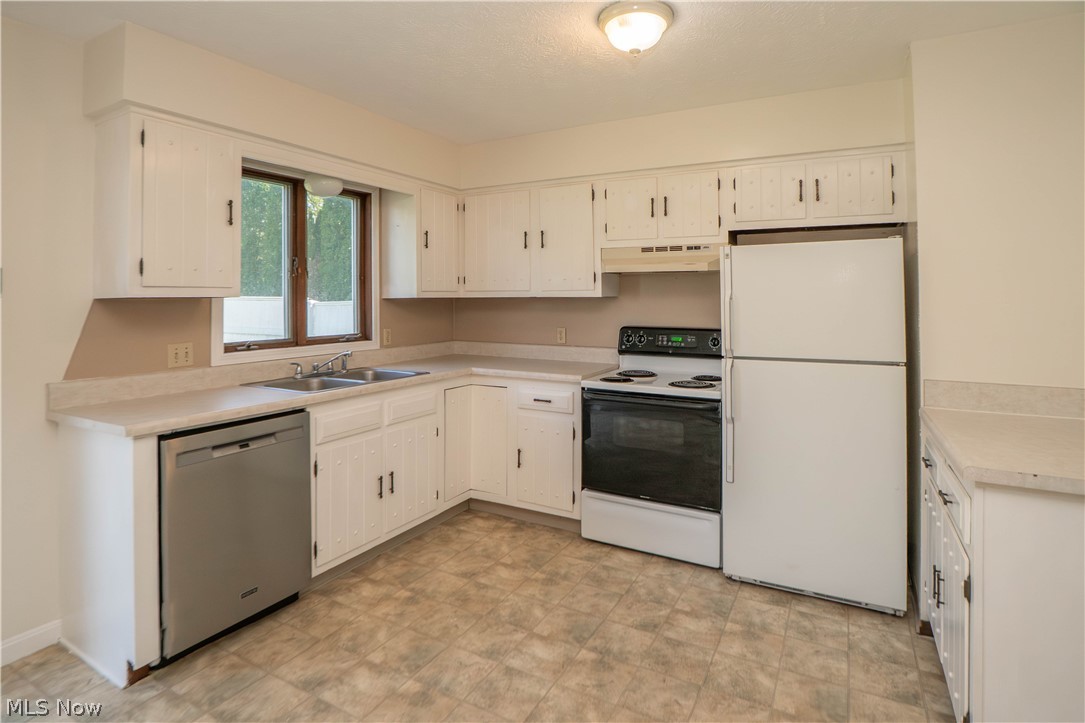 3615-3617 Mount Pleasant Street NW North Canton OH 44720