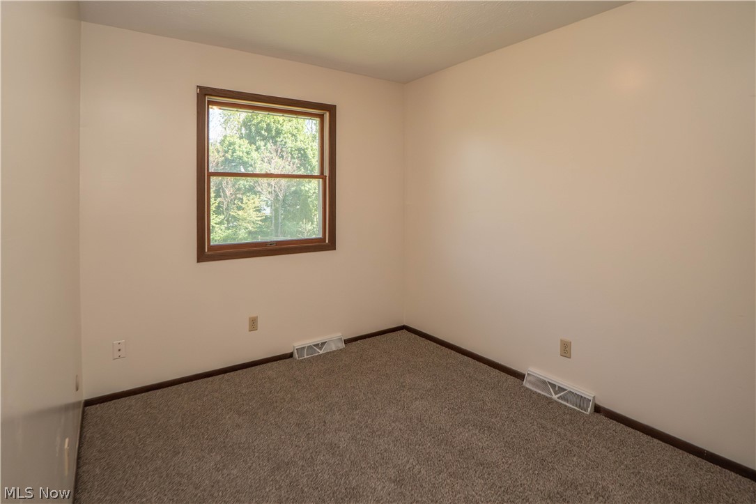 3615-3617 Mount Pleasant Street NW North Canton OH 44720
