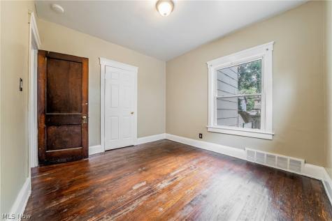 1430 E 173rd Street Cleveland OH 44110