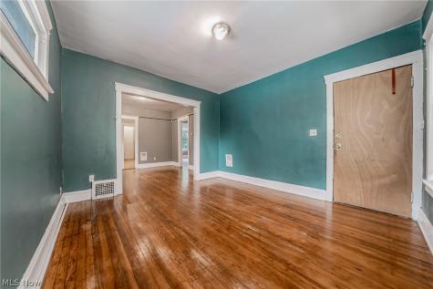 1430 E 173rd Street Cleveland OH 44110