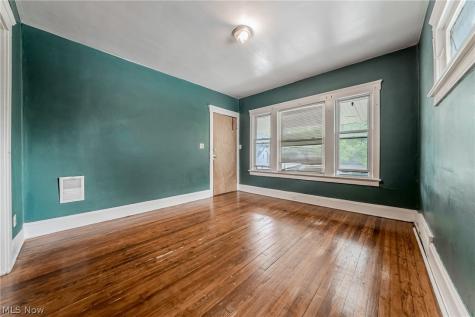 1430 E 173rd Street Cleveland OH 44110