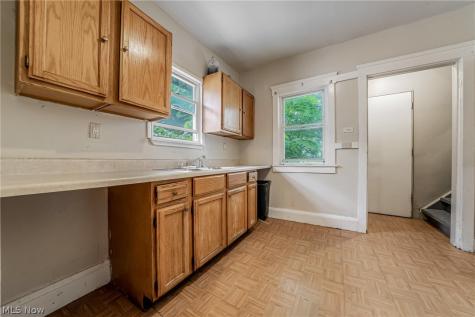 1430 E 173rd Street Cleveland OH 44110