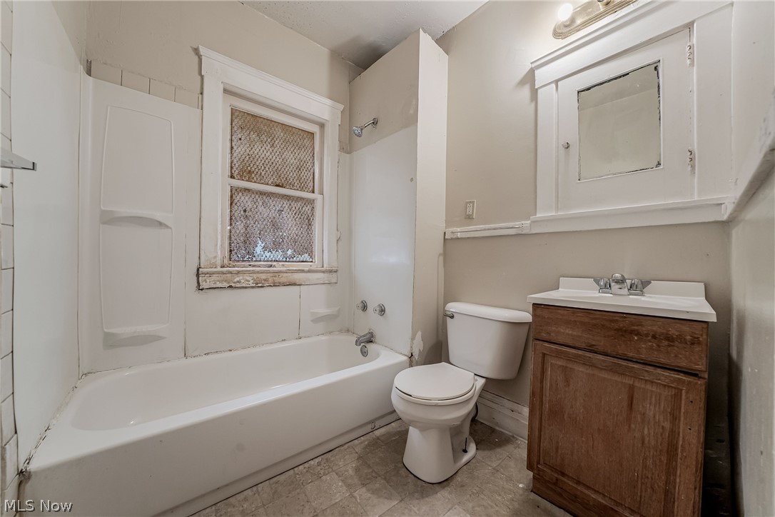1430 E 173rd Street Cleveland OH 44110