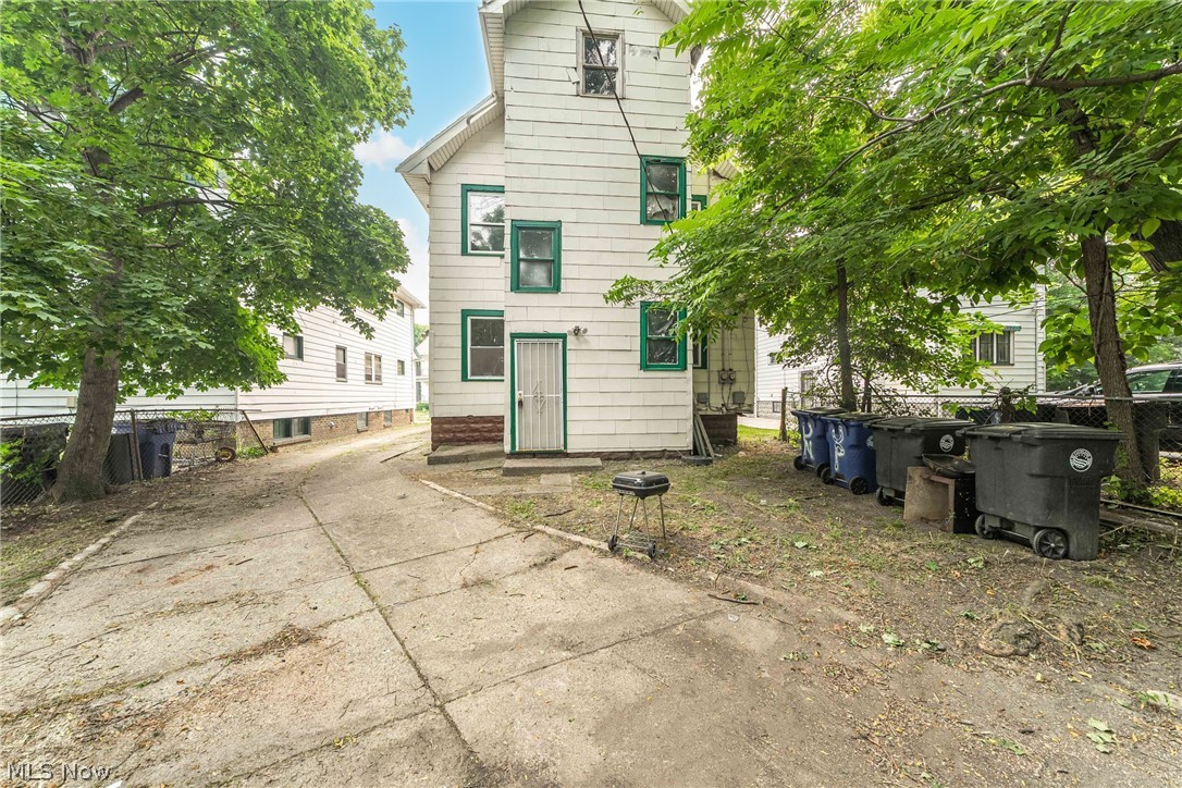 1430 E 173rd Street Cleveland OH 44110