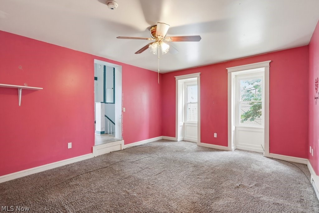 140 N Walnut Street Ravenna OH 44266