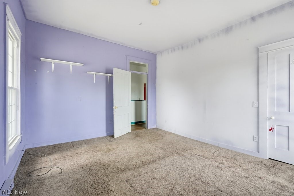 140 N Walnut Street Ravenna OH 44266