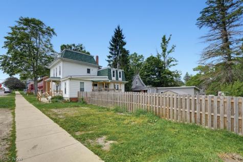 140 N Walnut Street Ravenna OH 44266