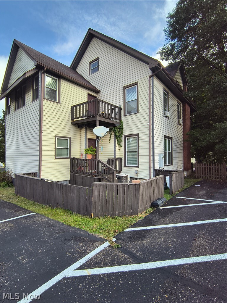 213 N 8th Street Cambridge OH 43725