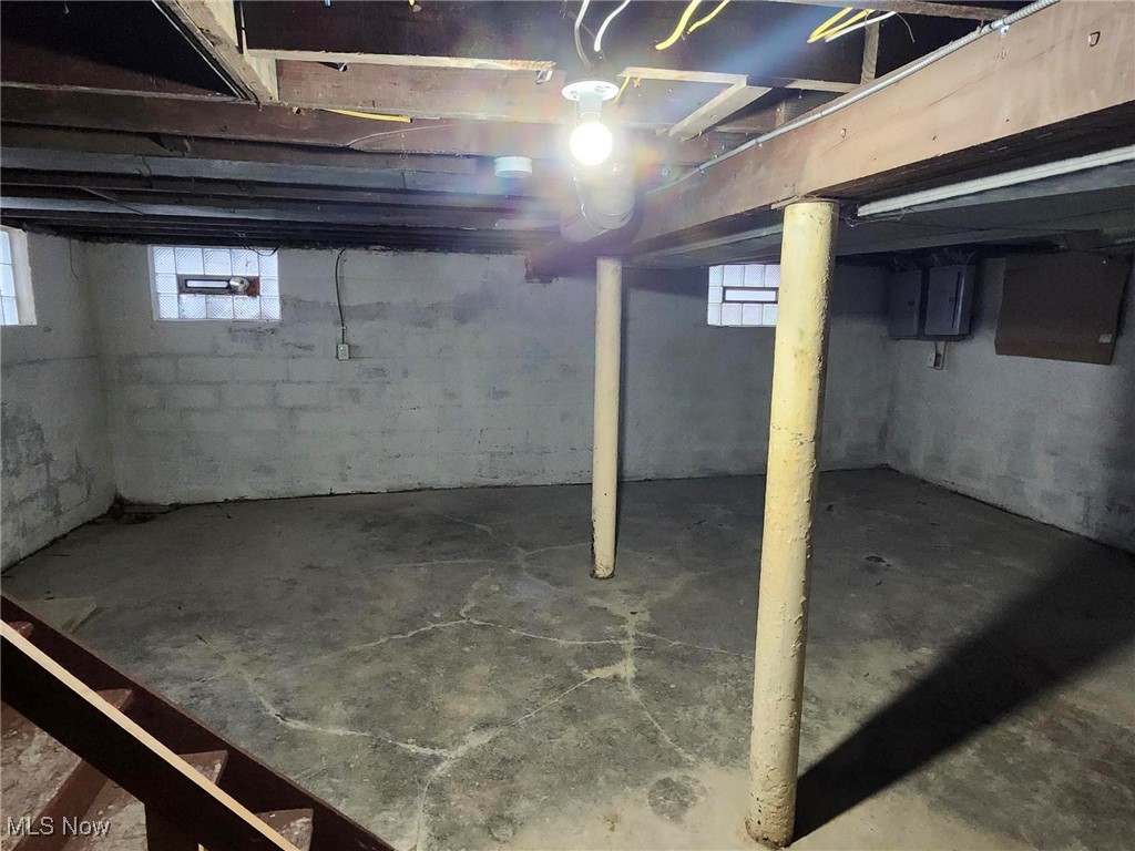 13322 Caine Avenue Cleveland OH 44105