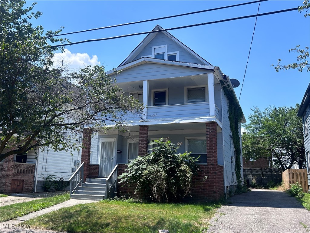 924 Stevenson Road Cleveland OH 44110