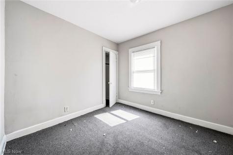 12020 Parkview Avenue Cleveland OH 44120