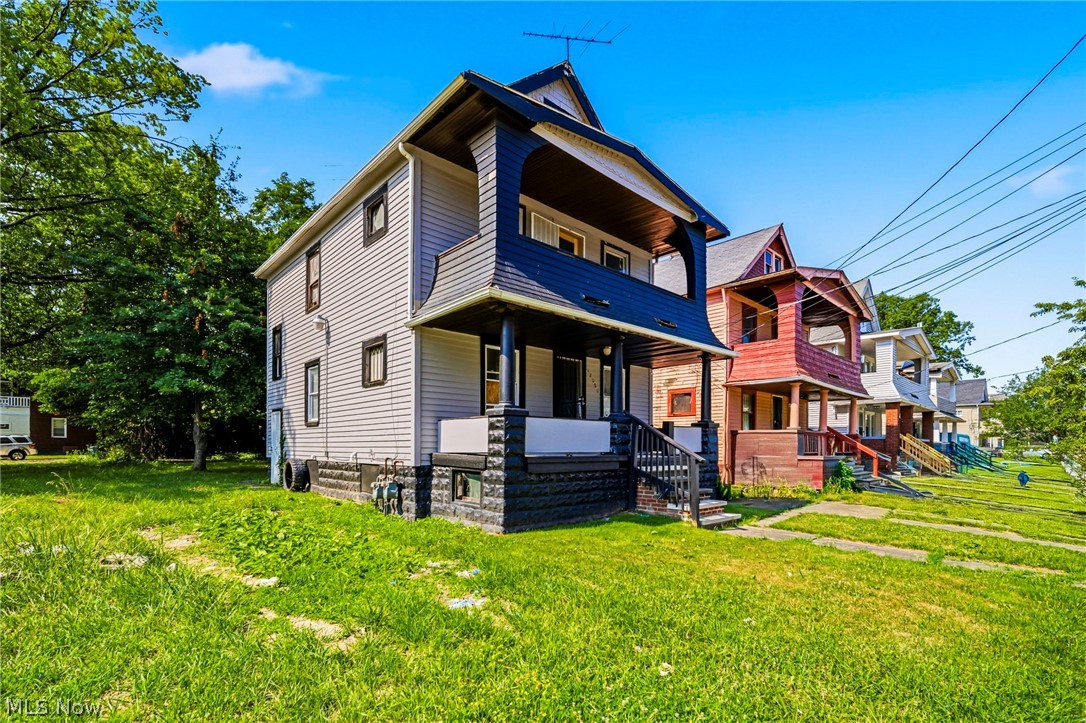 12020 Parkview Avenue Cleveland OH 44120