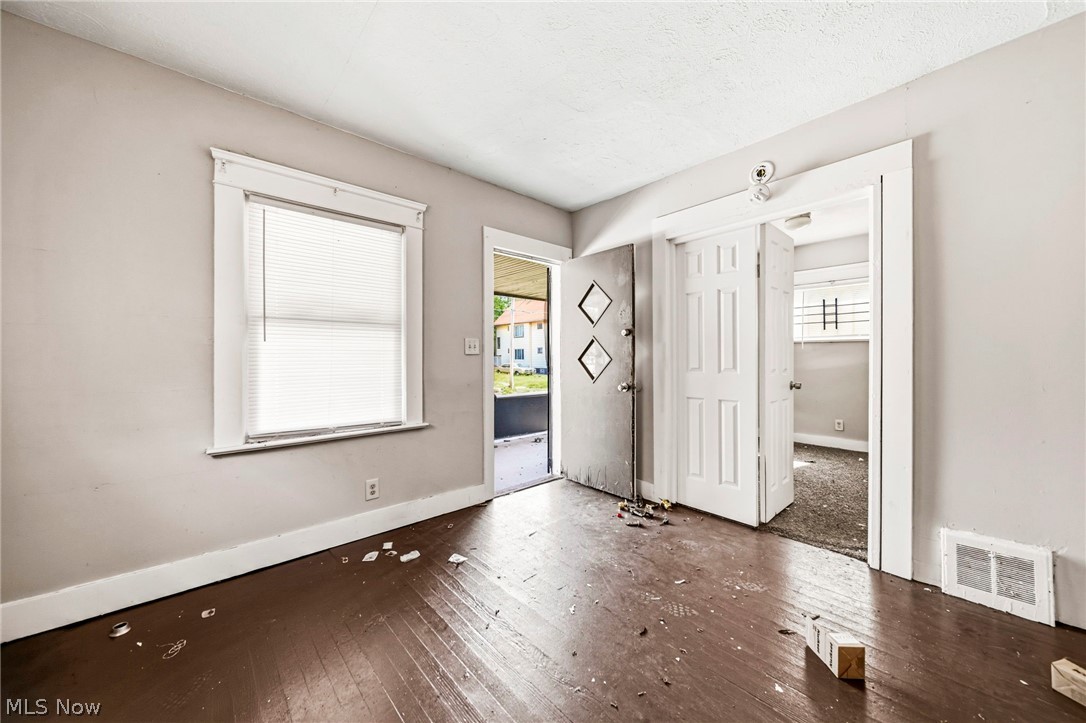 12020 Parkview Avenue Cleveland OH 44120