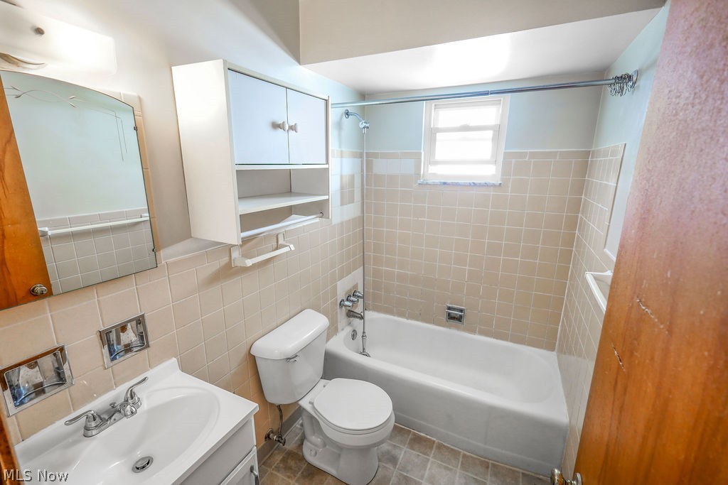 117-119 Filmore Avenue Cuyahoga Falls OH 44221