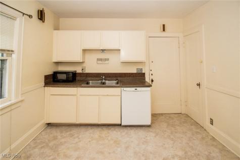 2671 E 130th Street Cleveland OH 44120