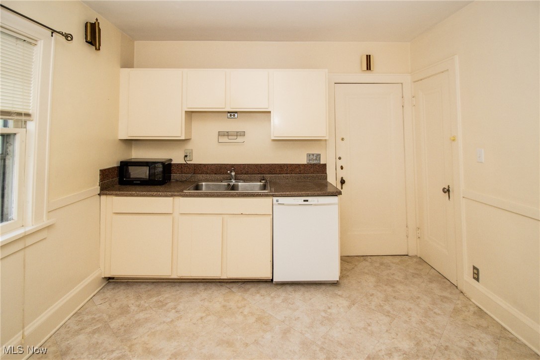 2671 E 130th Street Cleveland OH 44120