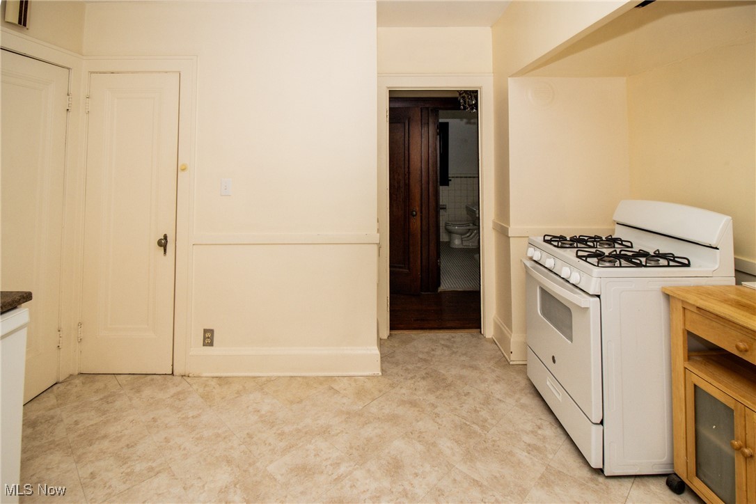 2671 E 130th Street Cleveland OH 44120