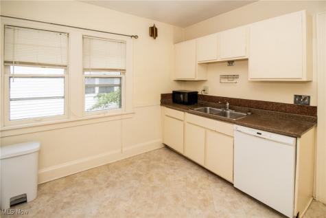 2671 E 130th Street Cleveland OH 44120