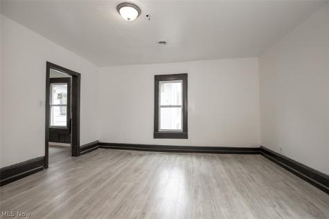 6202 Heisley Avenue Cleveland OH 44105