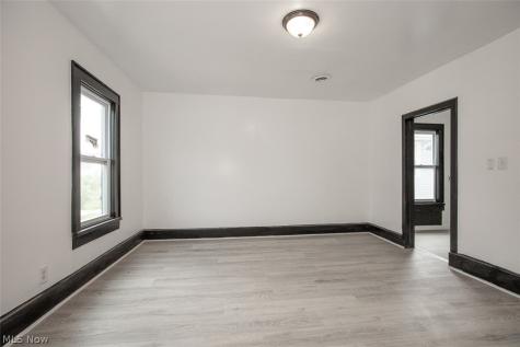 6202 Heisley Avenue Cleveland OH 44105