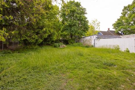 6202 Heisley Avenue Cleveland OH 44105